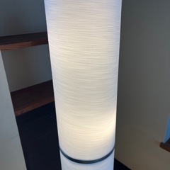 ご相談中です。IKEA 置き型照明の画像