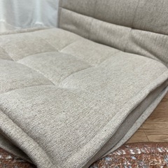 コンパクト座椅子　ベージュ　ニトリの画像