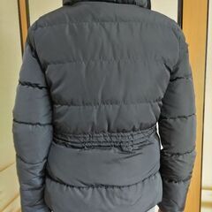 ZARAレディースダウンジャケットの画像