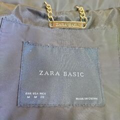 ZARAレディースダウンジャケットの画像