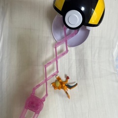 ポケモンおもちゃ　ポケトルゼ、モンコレ　リザードン　ハイパーボールの画像