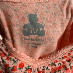 GAP フラワープリントロンパース 新生児用の画像