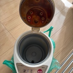 電気ポットの画像