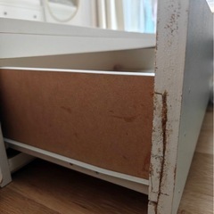 セミダブル 収納ベッドフレーム白コンセント引き出し付きの画像