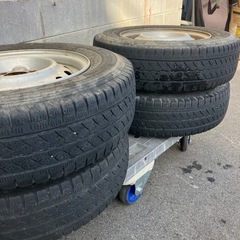 スタッドレスタイヤ　4本の画像
