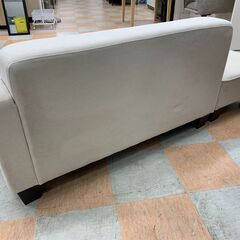 ＼家具＊家電のお店／【ｼﾞｬﾝｸﾞﾙｼﾞｬﾝｸﾞﾙ石川金沢店】 二人掛けソファー オットマン付き アイボリーW(幅)110×D(奥行き)80×H(高さ)58cmの画像