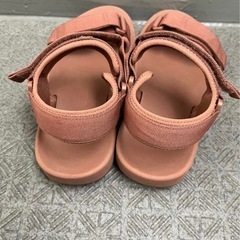 UNIQLO ユニクロ ピンクブラウン スポーツサンダル Sサイズの画像