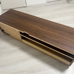 テレビ台140cm 　LOWYAの画像