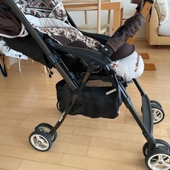 引取り限定　ベビーカー　コンビの画像