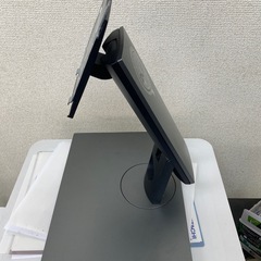 Dell P2418HT 24インチモニタースタンドの画像