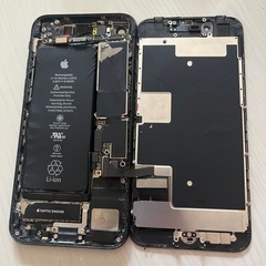 iPhone se2 ジャンク　と部品もろ諸々の画像