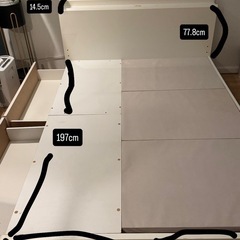 セミダブル 収納ベッドフレーム白コンセント引き出し付きの画像