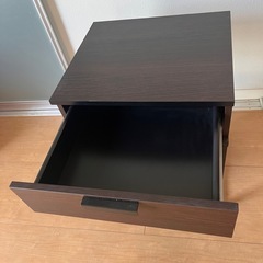 【IKEA Original】TRYSIL -トリスィル- ベッドサイドテーブル チェスト の画像