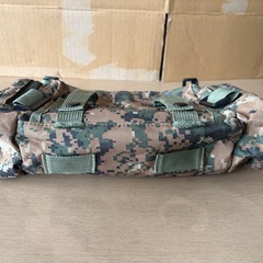 迷彩ポーチ　カメラバッグの画像
