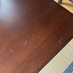 折りたたみテーブルの画像