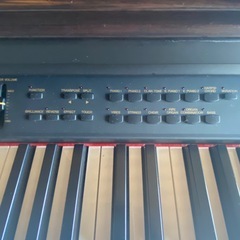 【ジ1113-11】イヤホンも使えて練習用に最適‼️ヤマハ クラビノーバ CLP-911 中古品の画像