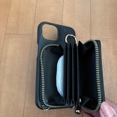 iPhone14スマホケースの画像