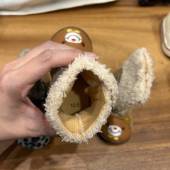 幼児、靴、スニーカー、サンダルの画像