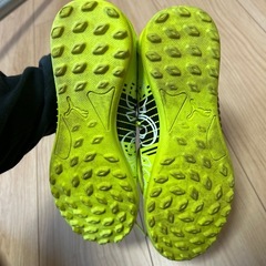21.5 プーマ サッカーシューズの画像