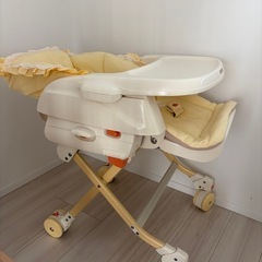 combi  ハイローチェアの画像