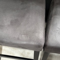 ダイニングテーブルと椅子4の画像