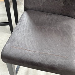 ダイニングテーブルと椅子4の画像