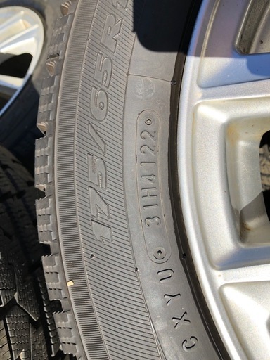 175\65R15 TOYO アルミ付き　2022年式