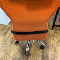 ★リユースのサカイ水戸店★  オフィスチェア オレンジ H×D×W クリーニング済み MT6196の画像