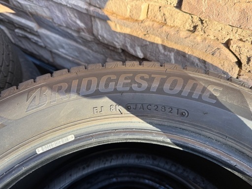 205/55r16 2021年 BRIDGESTONE VRX3 スタッドレスタイヤ 
4本