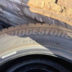 205/55r16 2021年 BRIDGESTONE VRX3 スタッドレスタイヤ 
4本の画像