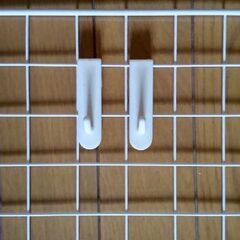 【🍀】ワイヤーネット／40x62cm／フック2個付きの画像