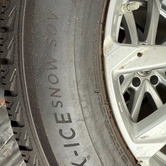 レクサスLX用スタッドレスタイヤの画像