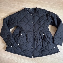 完売品 
ペプラムパール付きコートの画像