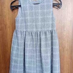 女児フォーマルワンピース　110の画像