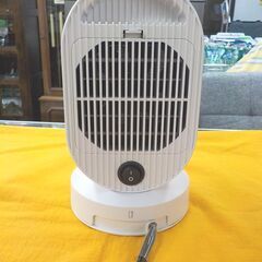 セラミックファンヒーター plusmore MO-WA004-WH 電気ヒーター 小型 ヒーター シンプル コンパクト 暖房機 西岡店の画像