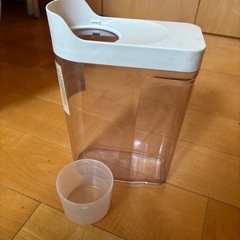 無印　米保存容器の画像