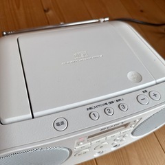 SONY CDデッキZS S40  ホワイト　ラジオ　の画像