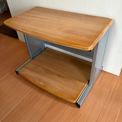 電子レンジラック　パソコン置きの画像