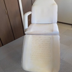 商談中です【急募】エステベッド　11/22〜26の画像