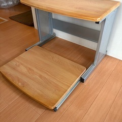 電子レンジラック　パソコン置きの画像