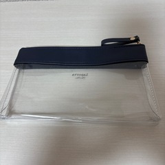 ネイビー　クリアポーチの画像