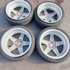 16インチ 6Jの画像