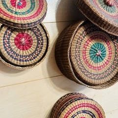 蓋付き入れ子カゴ　茶色編みカゴの画像