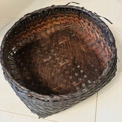 蓋付き入れ子カゴ　茶色編みカゴの画像