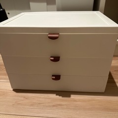 引き出し収納ケースの画像