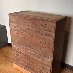 桐タンス2個の画像