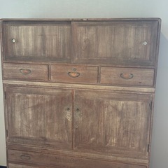 桐タンス2個の画像