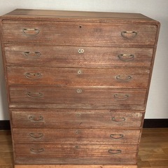 桐タンス2個の画像