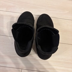 ブラックスエードショートブーツ Mサイズ   歩きやすい 厚底の画像