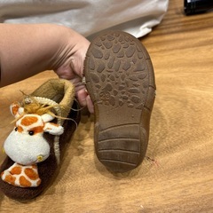 キリンの靴の画像